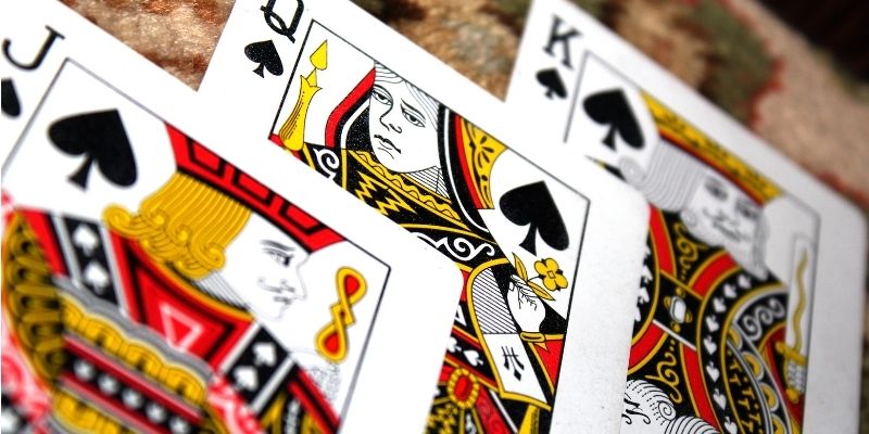 Luật Gửi Bài Phỏm - Chơi Đúng Quy Tắc, Tăng Cơ Hội Tại Jun88 4 Chỉ gửi những lá rác và không thể tạo phỏm
